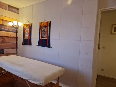 Jérémy Bordes – Acupuncture - Psychanalyse Jungienne - Hypnothérapie