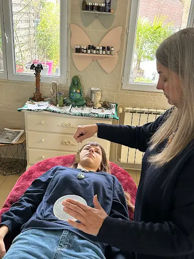 Sandrine Pazec Magnétiseur et Soin Énergétique Holistique À Herblay