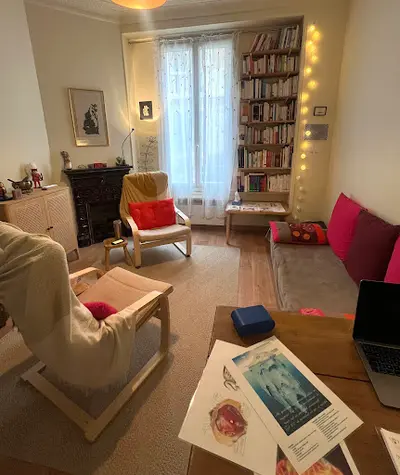 Mélusine Bildstein - Hypnogyn, Hypnose Femme, Hypnothérapeute, Hypnocoach et Doula À Issy-les-moulineaux
