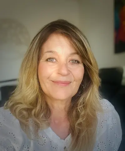 Sophie Charras Di Grazia – Hypnose & Libération Émotionnelle À la Barben et en Visio