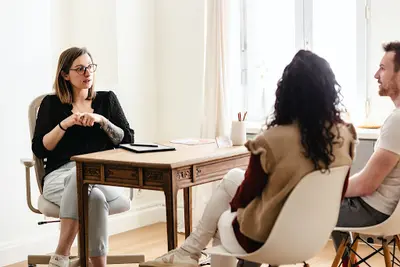 Océane Barberousse Hypnose - Hypnonatal® - Doula - Rebozo