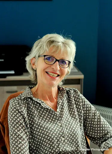 Claire Blandeau - Praticienne en Hypnose et Sophrologue À Laval