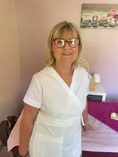 Claire Senekerimian Sophrologue Relaxologue