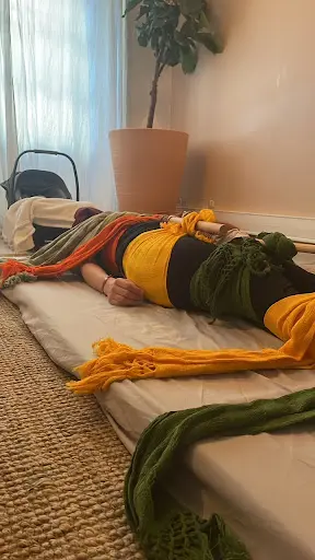 Lara Salindres, Feminessens, Doula | Rebozo | Massage Prénatal, Postnatal, Bébé, Fertilité | Drainage | Resserrage Bassin