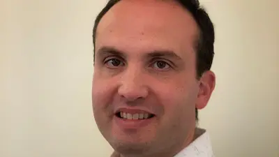 Romain Goulet |bien Mieux en Soi| Magnétiseur Coupeur de Feu Paris 75 78 Yvelines Île-de-france Soins À Distance Sophrologue