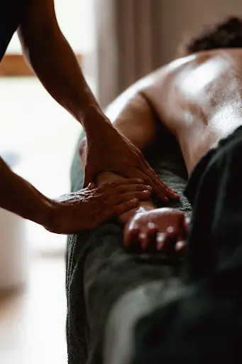 Massage Bien Être Laëtitia Locoal Mendon