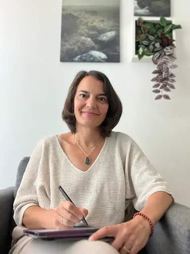 Cécile Martin - Psychothérapie Gestalt Lyon - Bilan de Compétences - Burn-out / Souffrance au Travail
