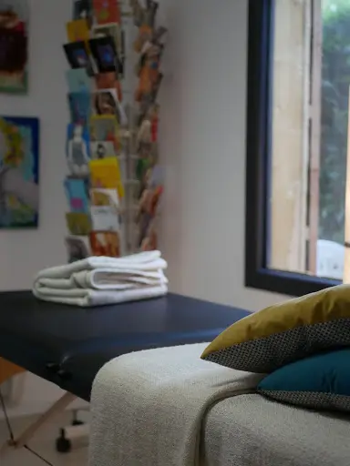 Sabine Lopez /sophrologue/ Art-thérapeute/kinésiologue