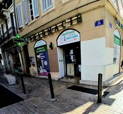 Pharmacie du Carrousel