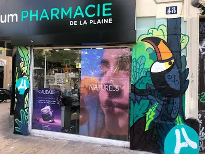 Grande Pharmacie de la Plaine