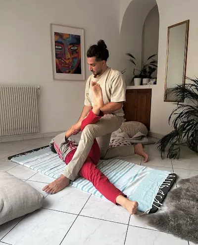 Roven Melloul - Hypnose & Emdr - Massage Thai À Marseille