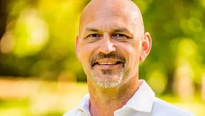 Jörg Schmidt - Sophrologie-hypnose-méthode Rosen-reiki - Metz
