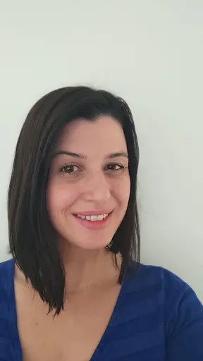 Aurélie Vuillard Hypnopraticienne Spécialisation Arrêt Tabac Sophrologue Certifiée Rncp