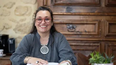 Karine Vimeney - Naturopathe Ventousothérapie Fleurs de Bach