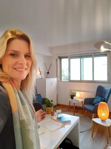 Claire Herman Praticienne en Hypnose et Sophrologie À Nice