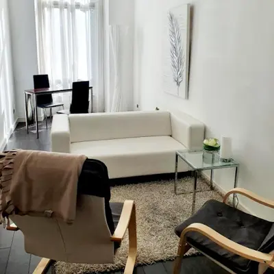 Emilie Saugrain Praticienne en Sexologie, et Thérapeute de Couple