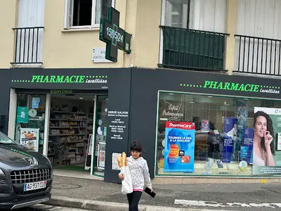 Pharmacie Lavalliere