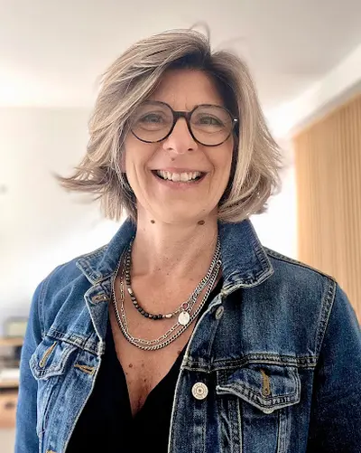 Véronique Di Mercurio - Thérapie Cognitive et Comportementale (tcc) - Nice et 100 % Visio