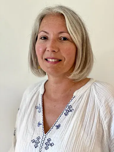 Laetitia Portejoie - Sophrologie - Méthodes Peat - Constellations Familiales - Soins Quantiques et Énergétiques