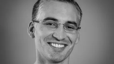 Dr Fadil Hadjiat
