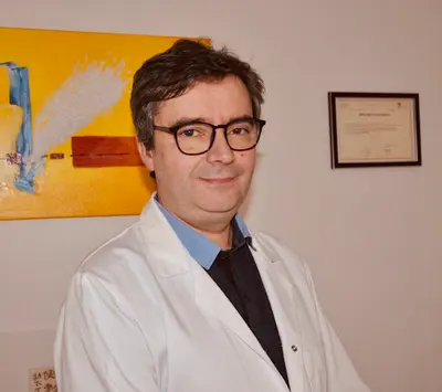 Dr Almeida Manuel