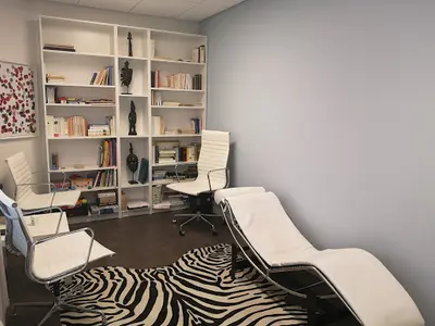 Emmanuelle Cenci Sophrologue Certifiée, Praticienne en Hypnose Ericksonnienne