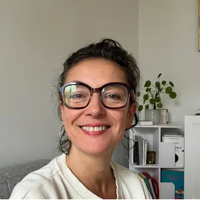Aude Martinelli - Gestion du Stress et des Émotions - Sophrologue Paris 10 - Thérapeute