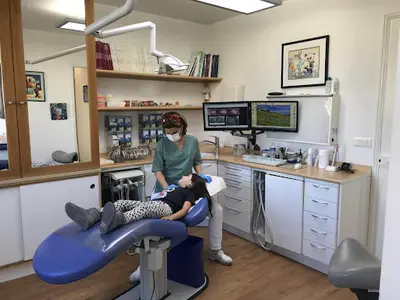 Dr Benyounes-uzan Carine