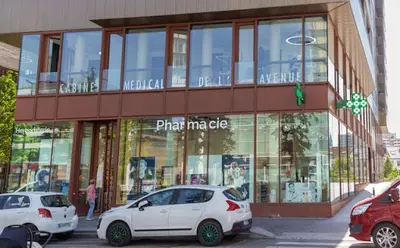 Pharmacie F