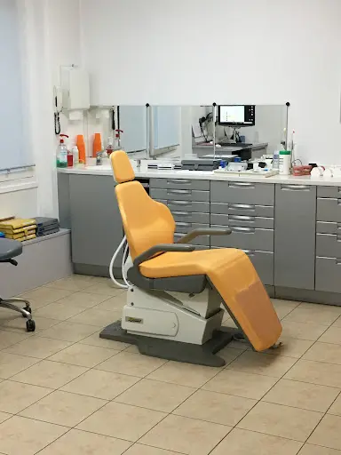 Dr Agathe Aubert