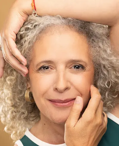 Aïcha Moutaoukil: Energéticienne, Maître Reiki, Magnétiseur, Soins Énergétiques Paris 17 et À Domicile