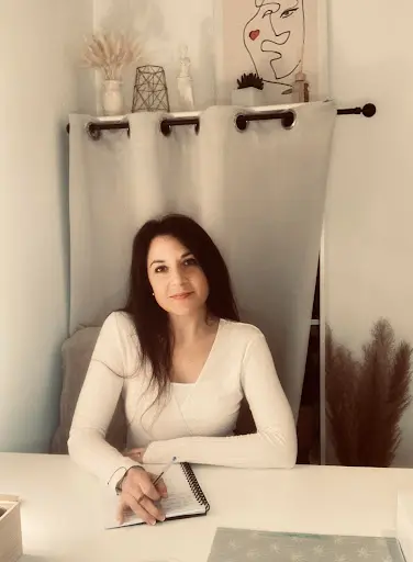 Aurore Petit - Sophrologue Thérapeute - Paris & Levallois
