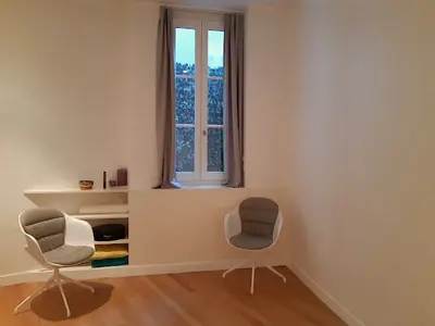 Marie Bos - Sophrologue Paris 17 - Sophrotherapie Paris 17