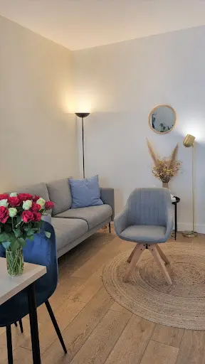 Marina Leplé - Praticienne en Hypnose Intégrative et Ericksonienne - Paris 17