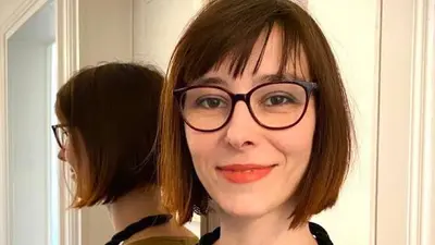 Laure Crazover - Hypnothérapeute À Paris 18