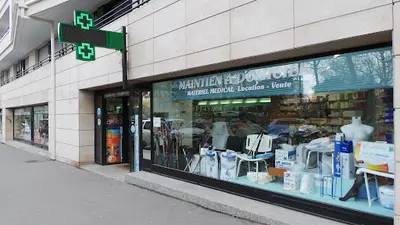 Pharmacie Botzaris des Buttes