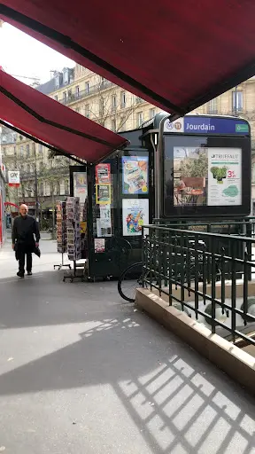 Pharmacie Place du Jourdain