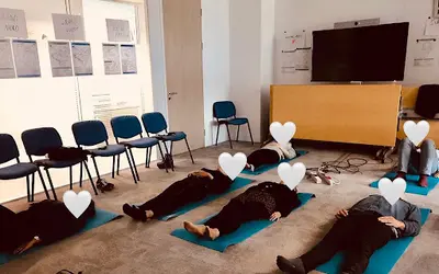 Stéphanie Valère -sophrologue Hypnothérapeute et Sonothérapeute,thérapie Type Emdr