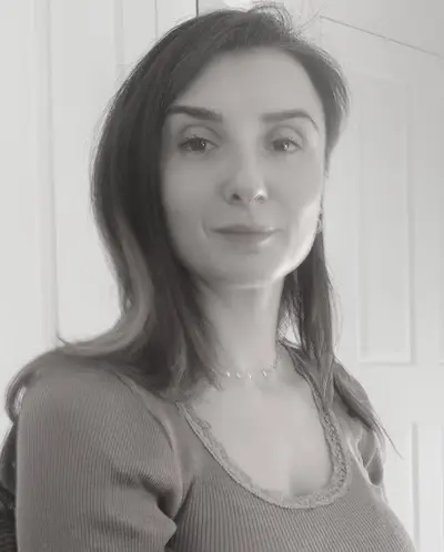 Sarah Benzazon Thérapie de Couple & Individuelle - Hypnose