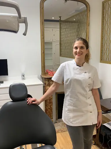 Dr Paola Soria - Orthodontie Enfants Adultes - Paris 8e