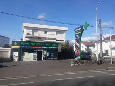 Pharmacie Lassartesse