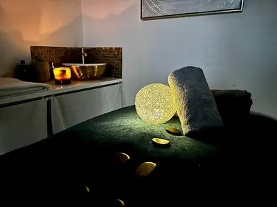 Moon Hypnosoins - Olivia Amand