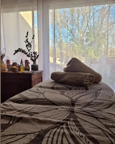 Somoon Chez Coraline Bonimeux – Massage Bien-être, Femme Enceinte, Bébé, Sophrologie et Parentalité