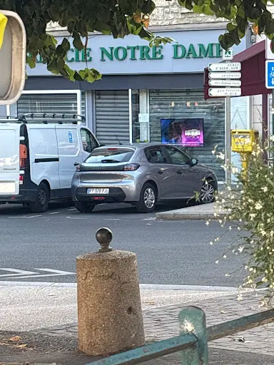 Pharmacie Vandaneigen-barathe