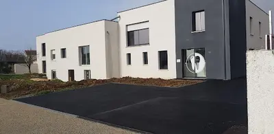 Hypnose Ericksonienne Adultes et Enfants. Stéphanie Lamiau.