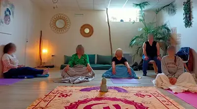 Betty Vangaeveren Entoutequiétude : Maître Reiki Lahochi Lahochi13 Octave Méditation,sophrologue Rncp