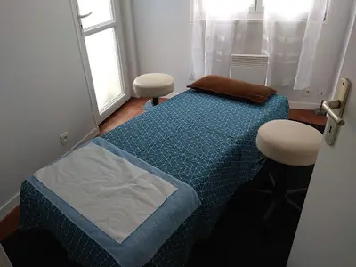 Marie-émilie du Moutier - Shiatsu, Réflexologie et Bioénergie À Rennes