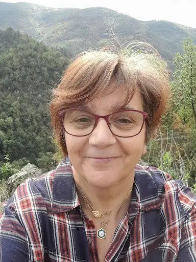 Divin Monik Thérapie - Magnétiseur, Énergéticienne & Coupeur de Feu À Saint Agrève