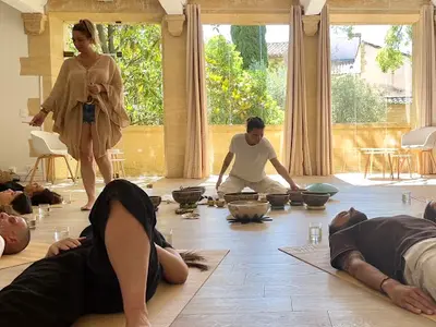 The Holi Therapy