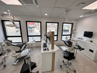 Dr Marche-soligni - Orthodontiste